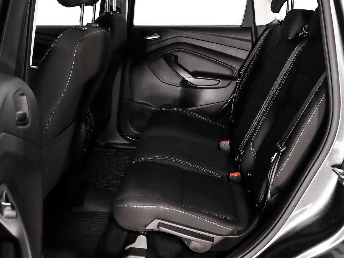 Ford Kuga с пробегом — 2018 год. Фото: #10