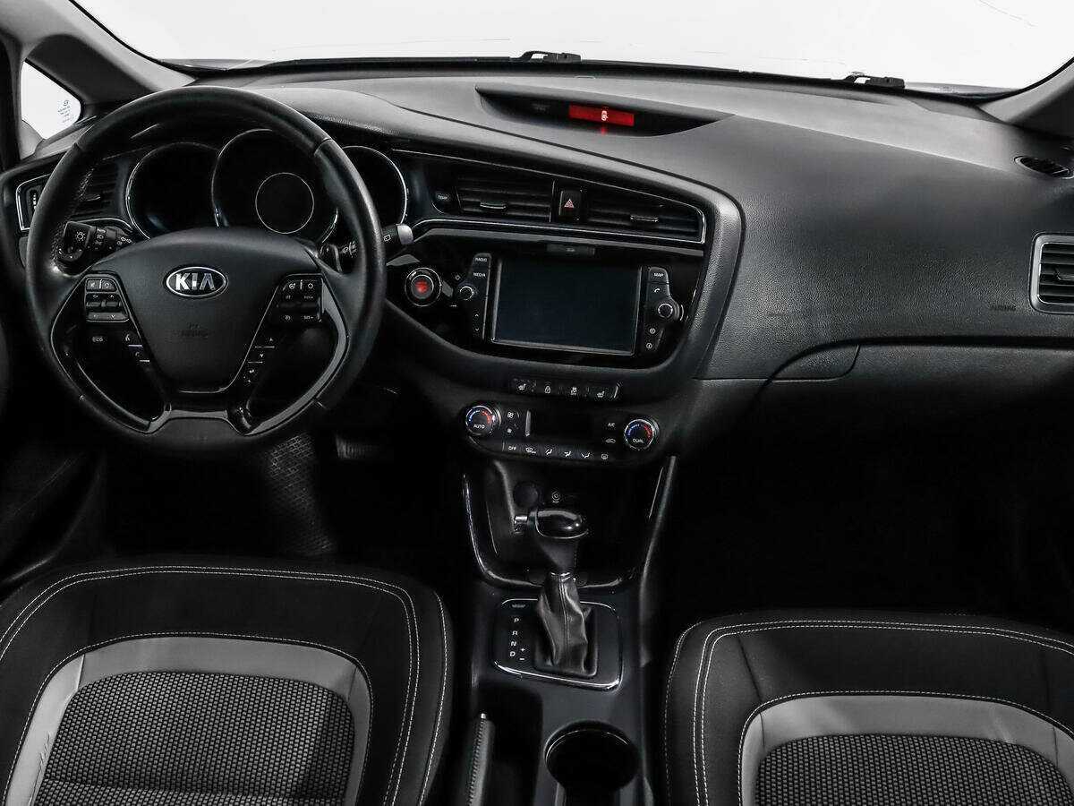 Kia Ceed с пробегом — 2017 год. Фото: #12