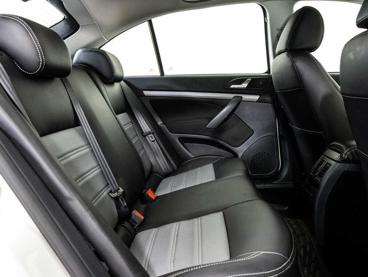 Skoda Octavia с пробегом — 2013 год. Фото: #7