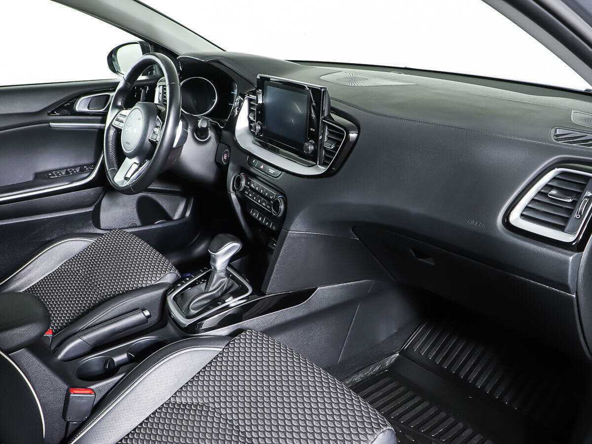 Kia Ceed с пробегом — 2022 год. Фото: #8