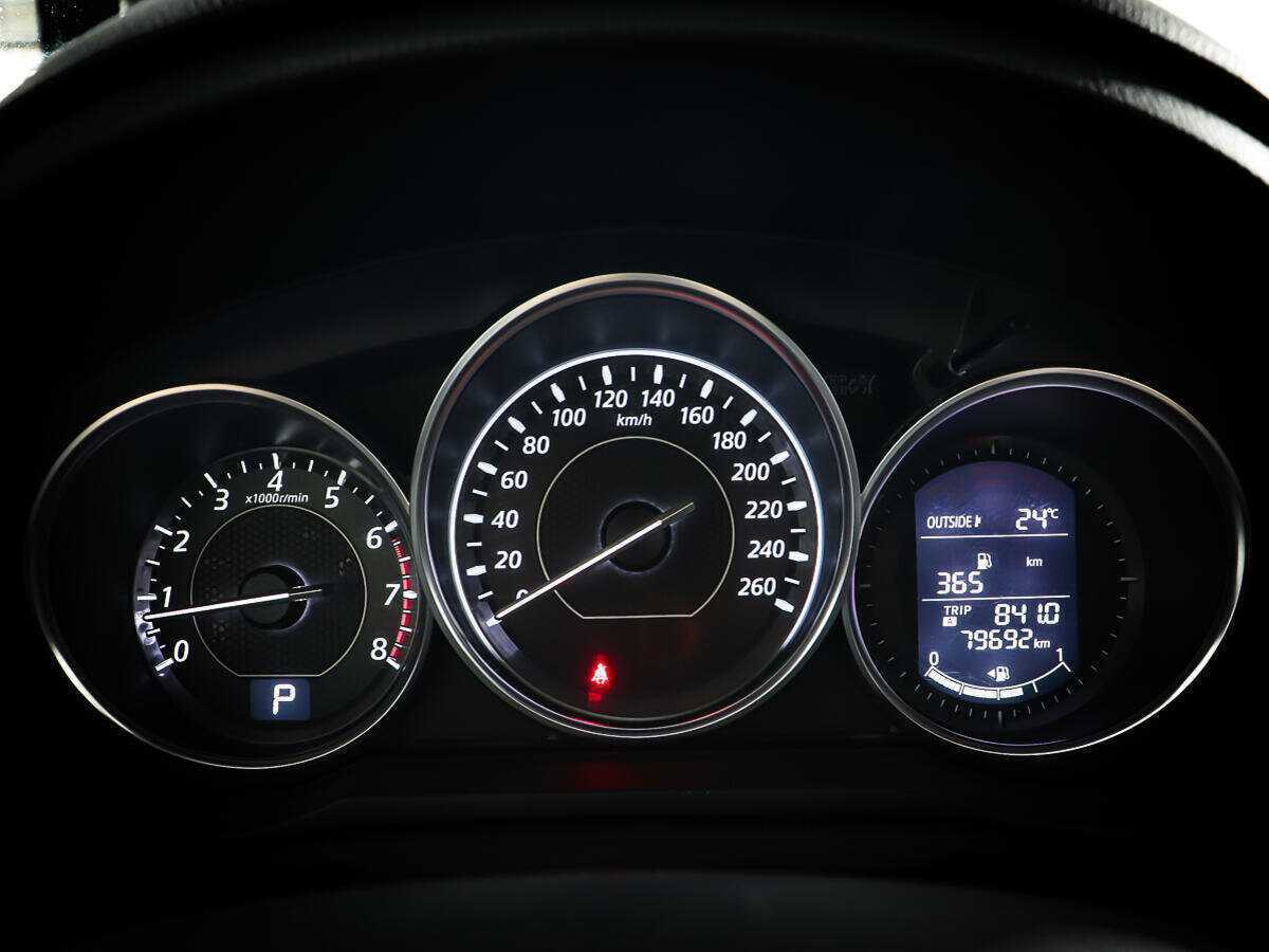 Mazda 6 с пробегом — 2014 год. Фото: #13