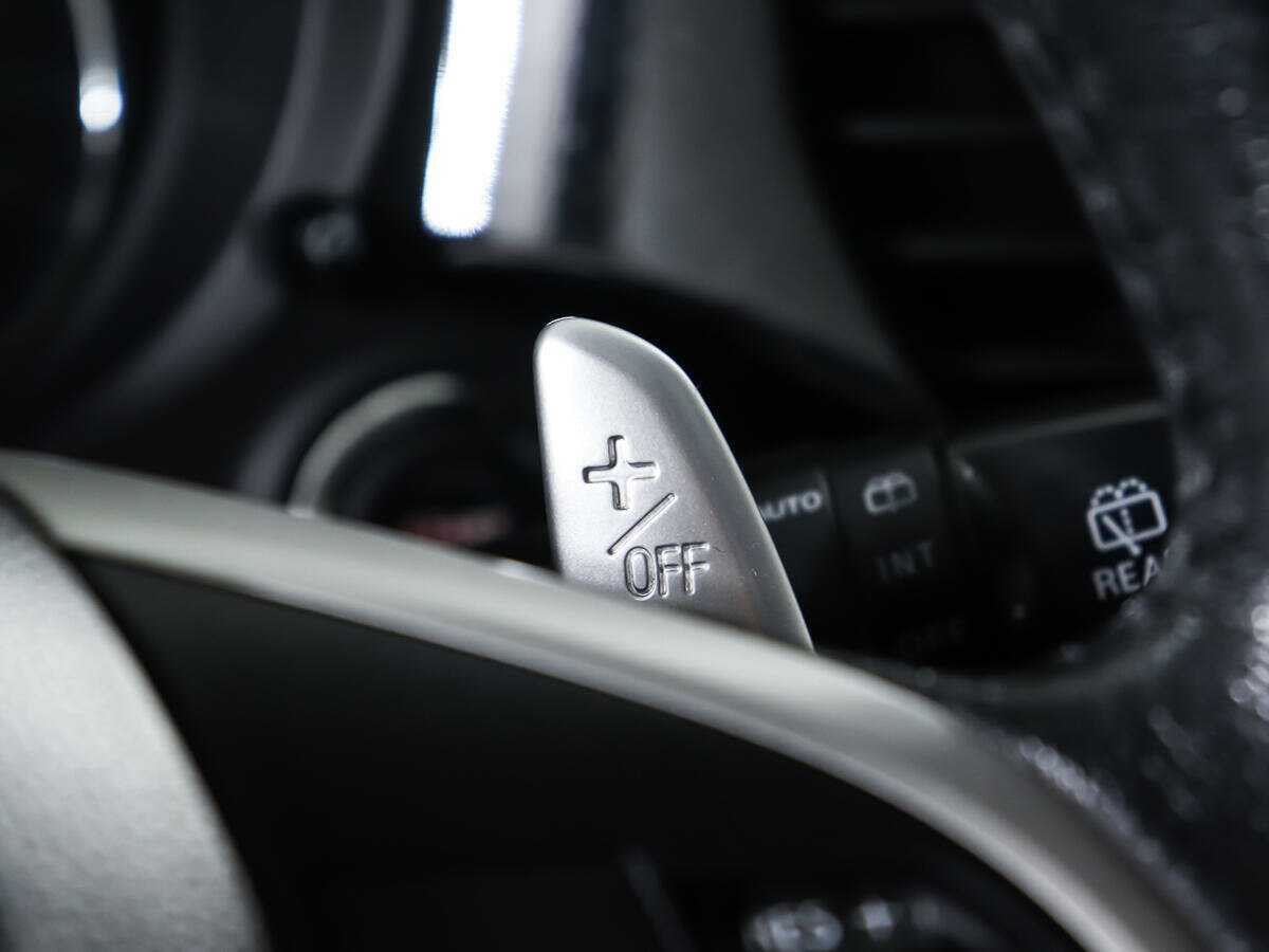 Mitsubishi Outlander с пробегом — 2013 год. Фото: #16