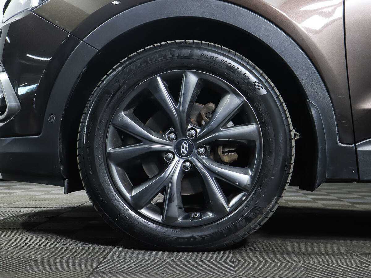 Hyundai Santa Fe с пробегом — 2016 год. Фото: #23