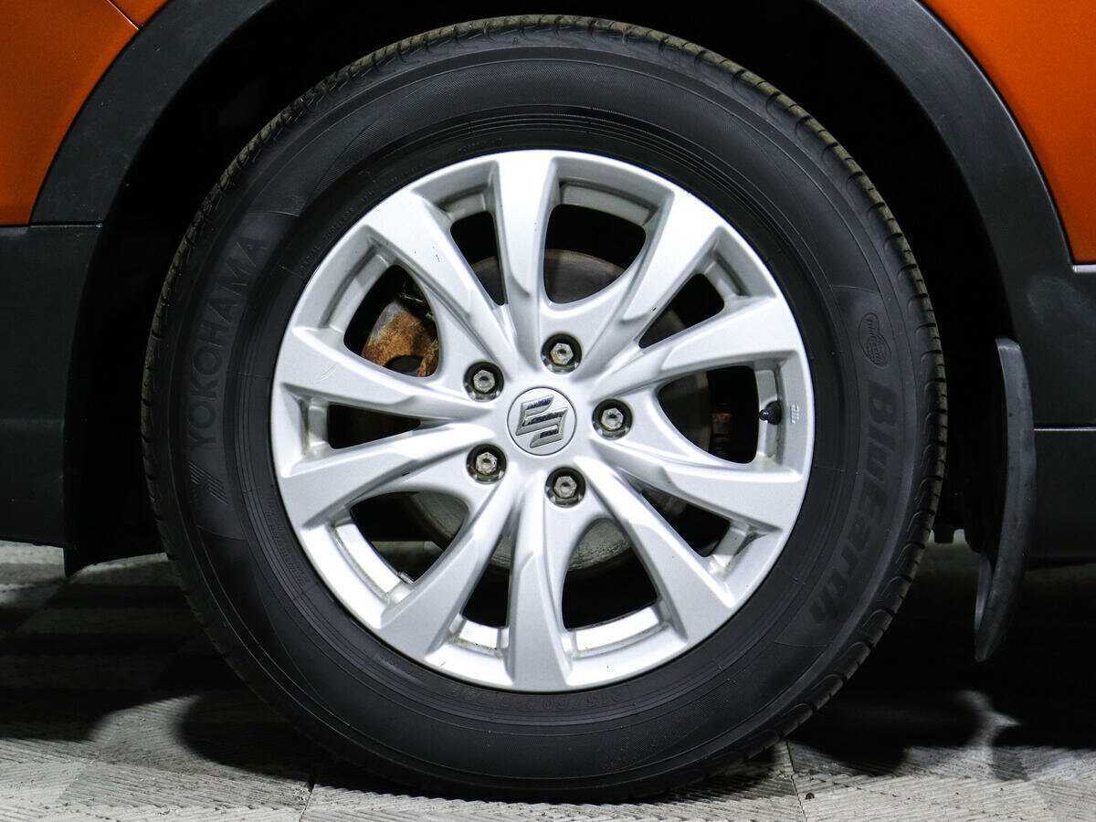 Suzuki SX4 с пробегом — 2017 год. Фото: #16