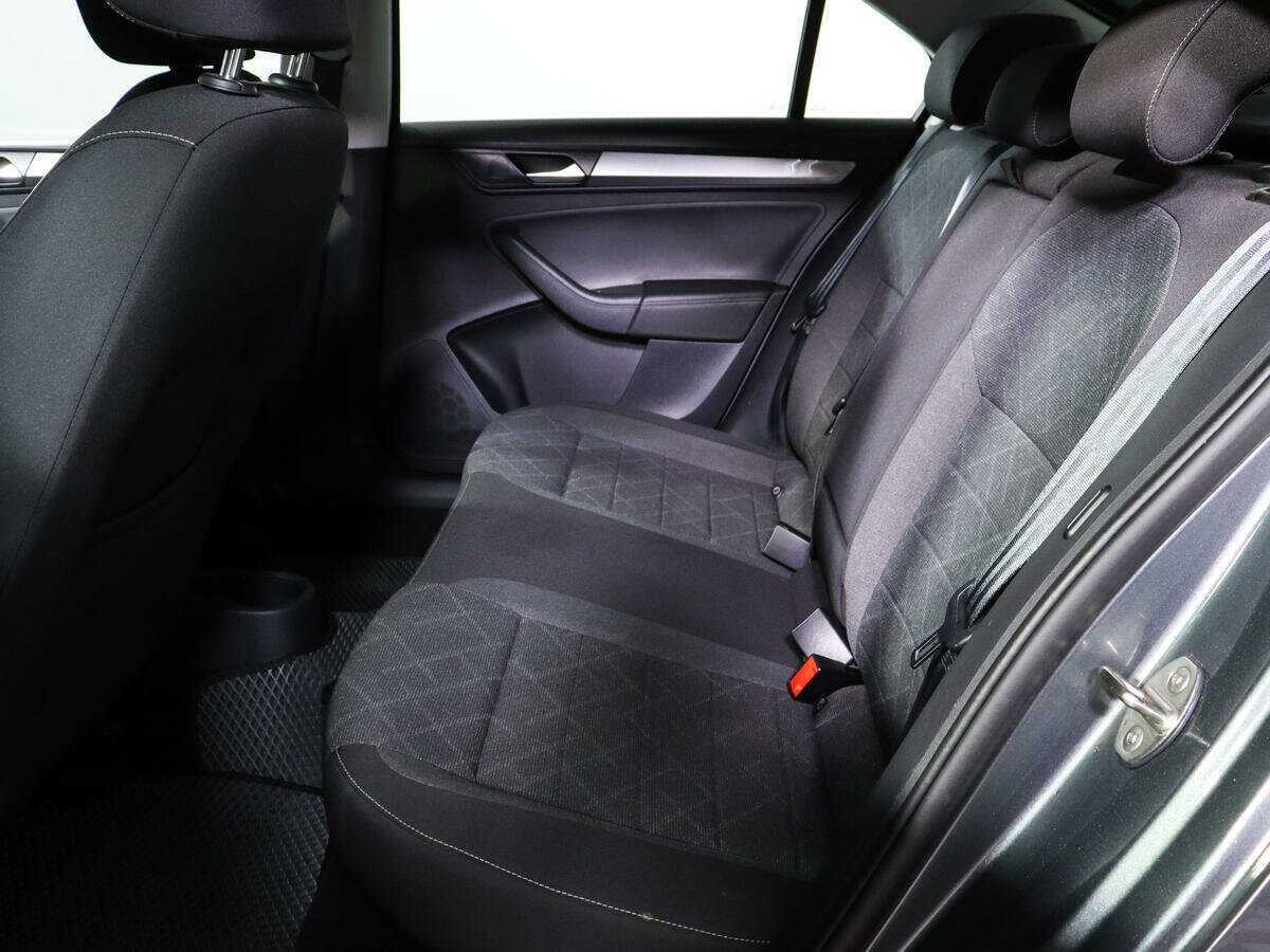 Volkswagen Polo с пробегом — 2020 год. Фото: #7