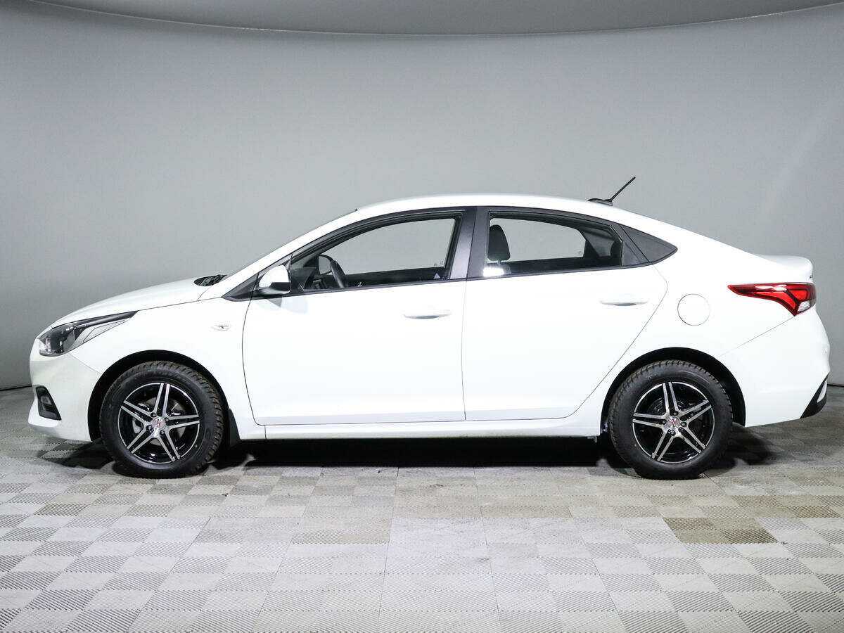 Hyundai Solaris с пробегом — 2020 год. Фото: #7