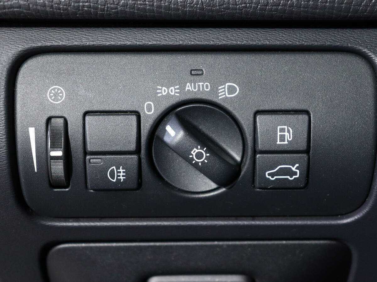 Volvo XC60 с пробегом — 2012 год. Фото: #19