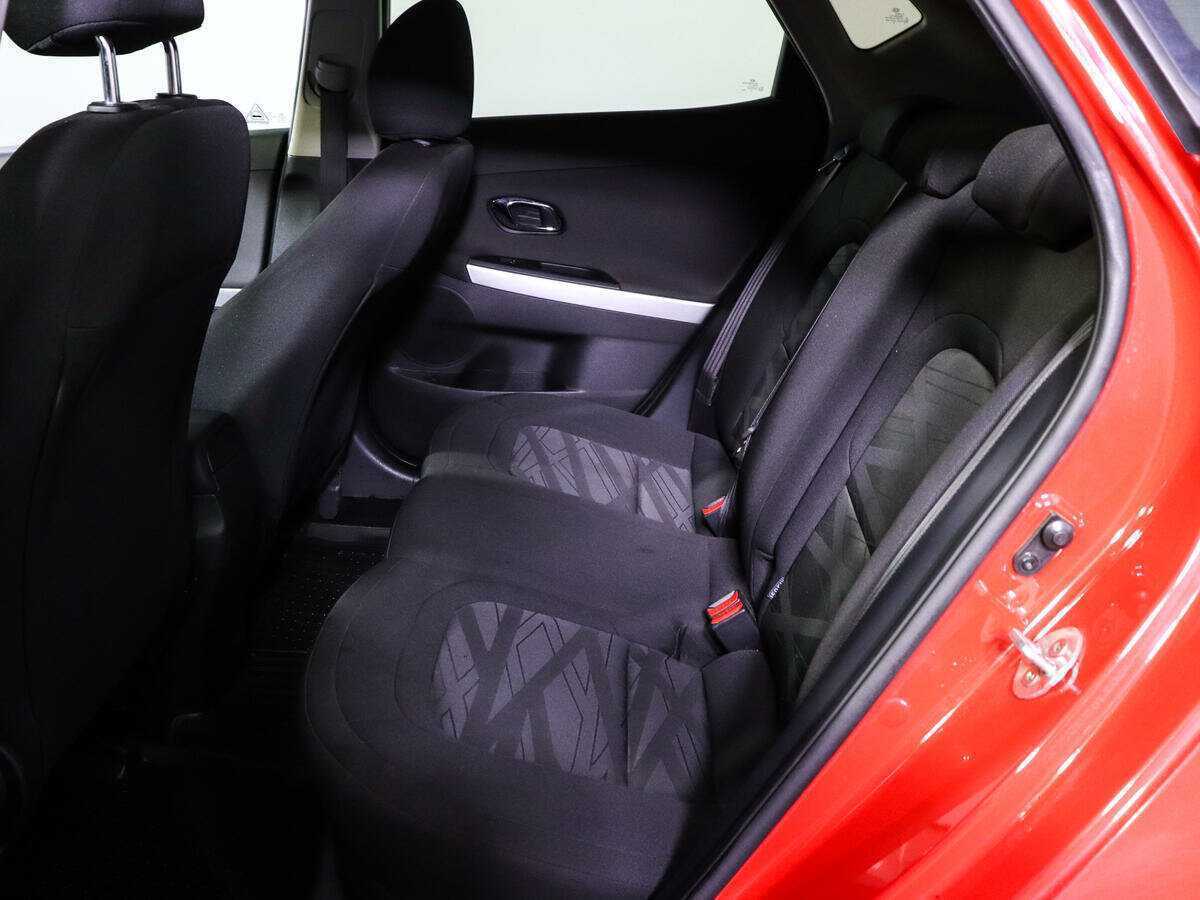 Kia Ceed с пробегом — 2016 год. Фото: #9