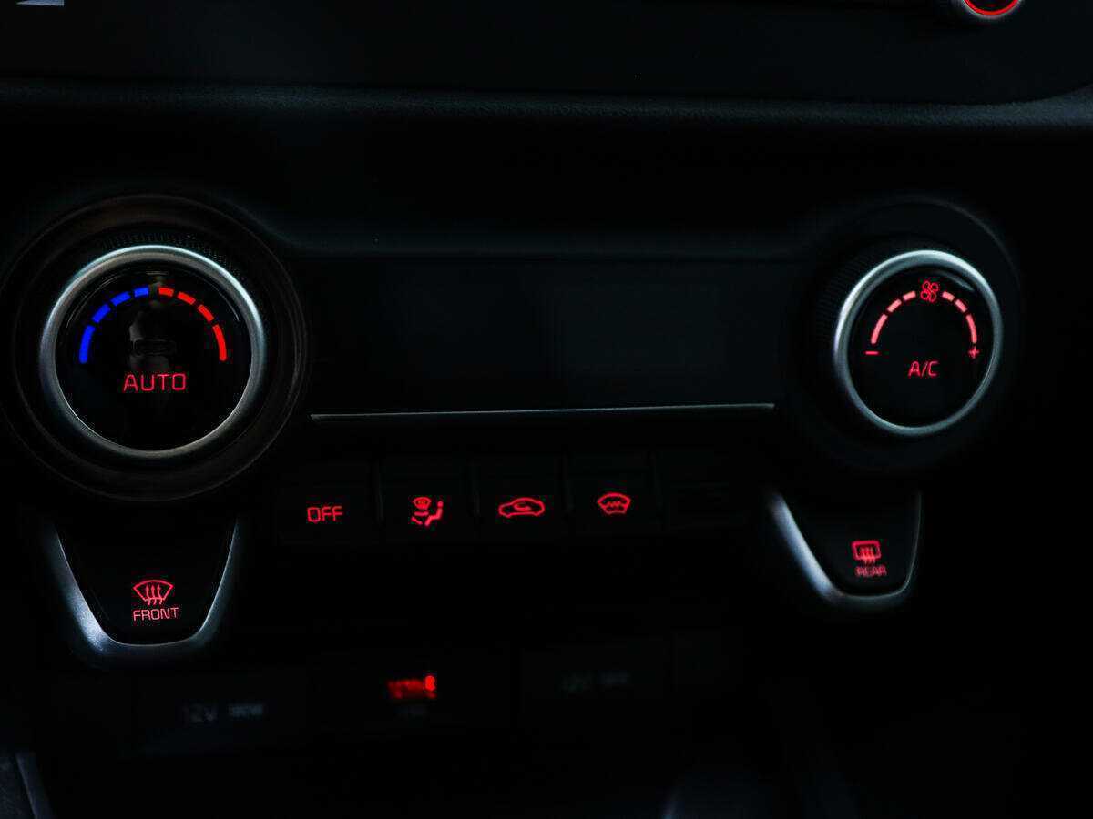 Kia Rio с пробегом — 2021 год. Фото: #12