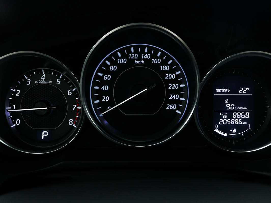 Mazda 6 с пробегом — 2013 год. Фото: #9