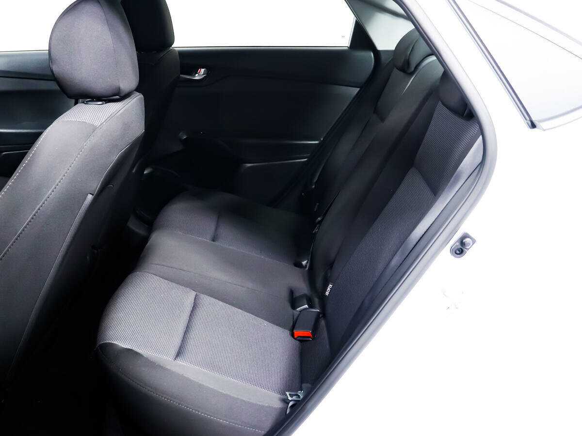 Hyundai Solaris с пробегом — 2020 год. Фото: #11