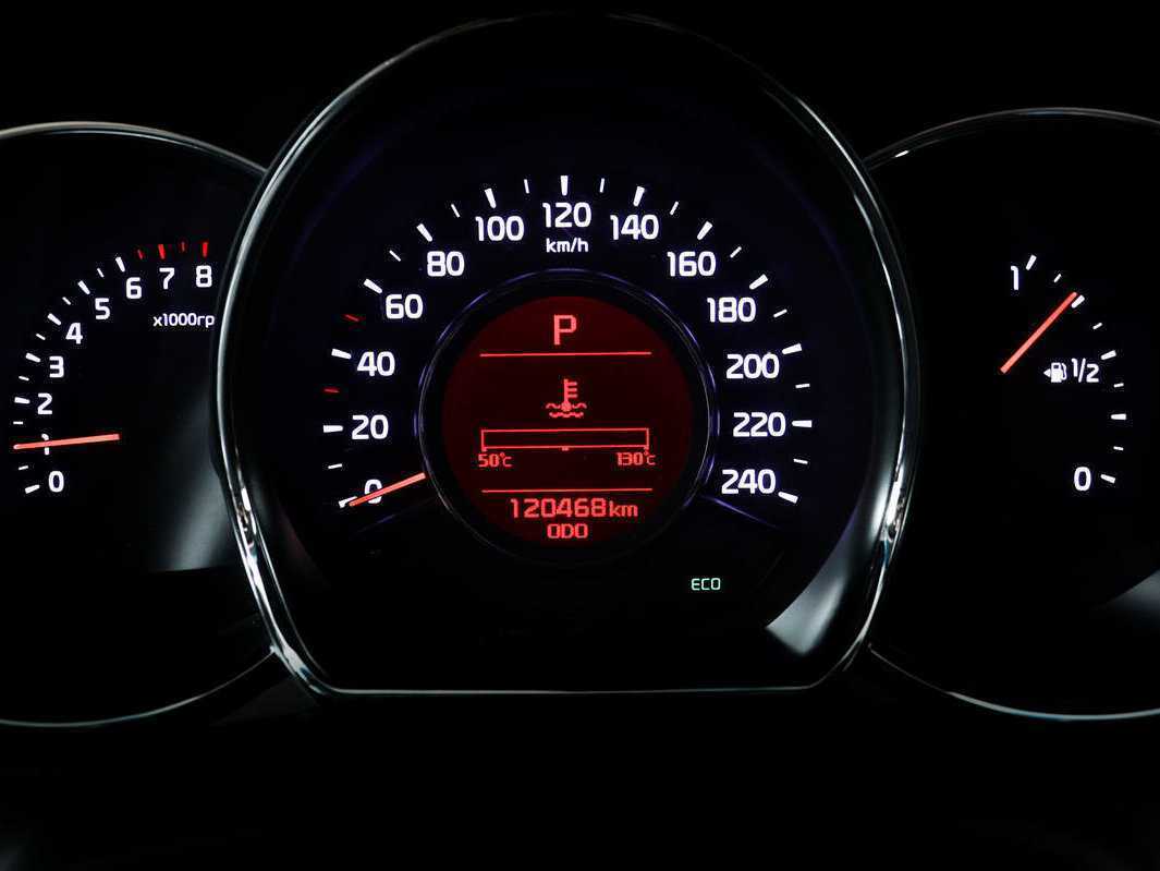 Kia Ceed с пробегом — 2015 год. Фото: #9