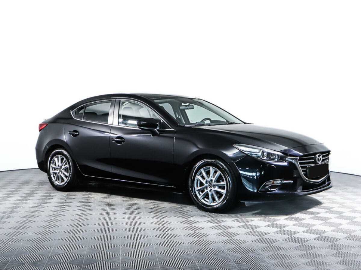 Mazda 3 с пробегом — 2017 год. Фото: #2