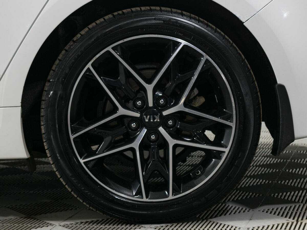 Kia Optima с пробегом — 2018 год. Фото: #18