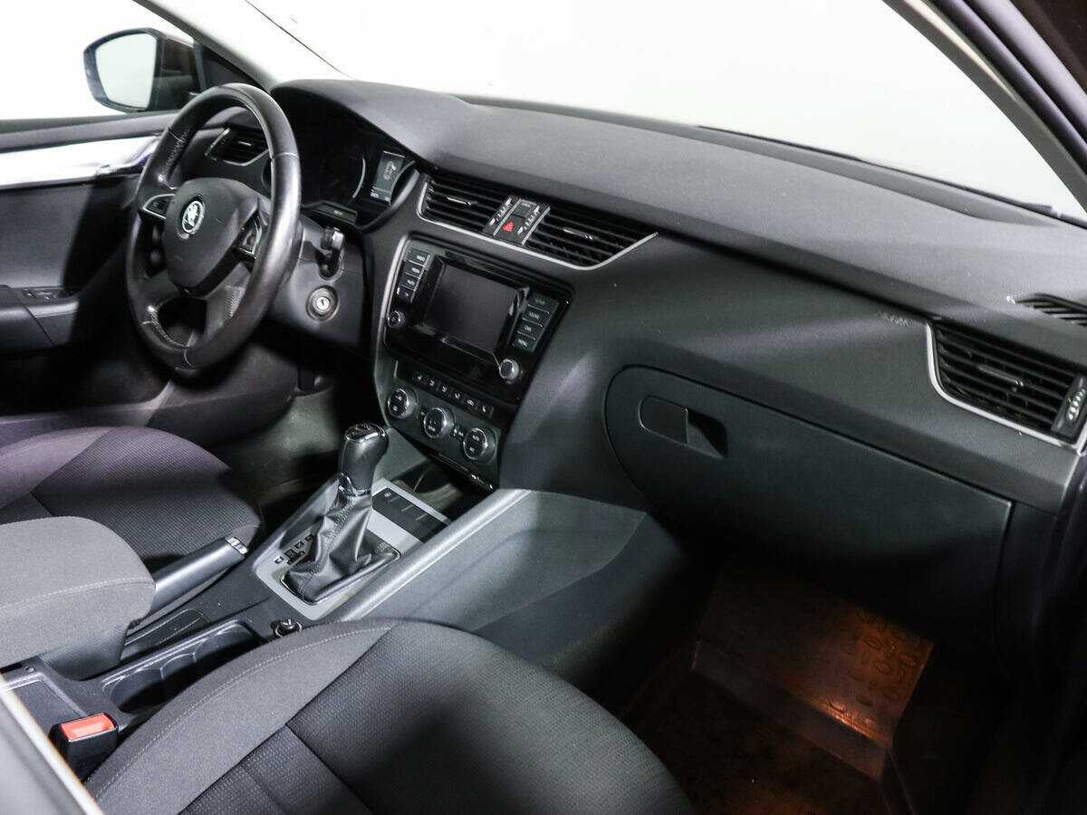 Skoda Octavia с пробегом — 2014 год. Фото: #8