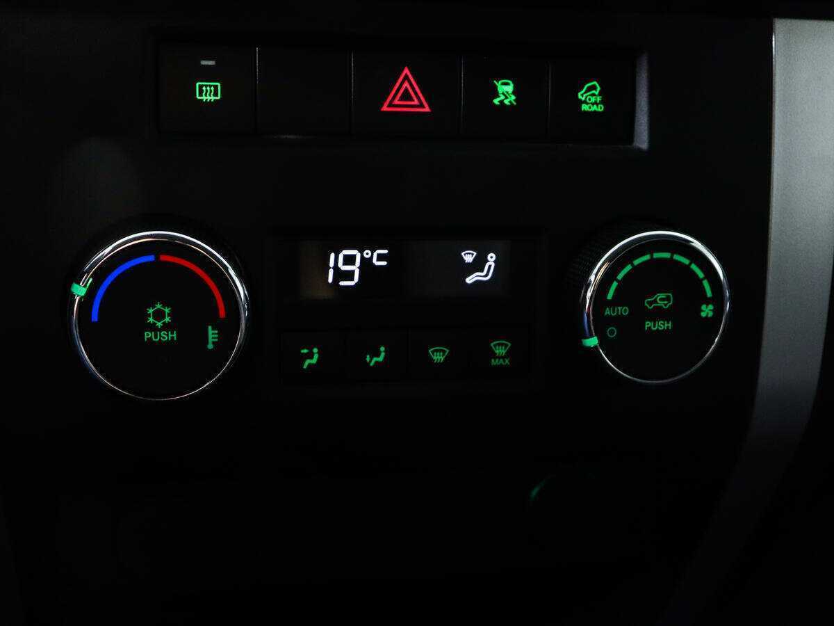 УАЗ Patriot с пробегом — 2018 год. Фото: #12