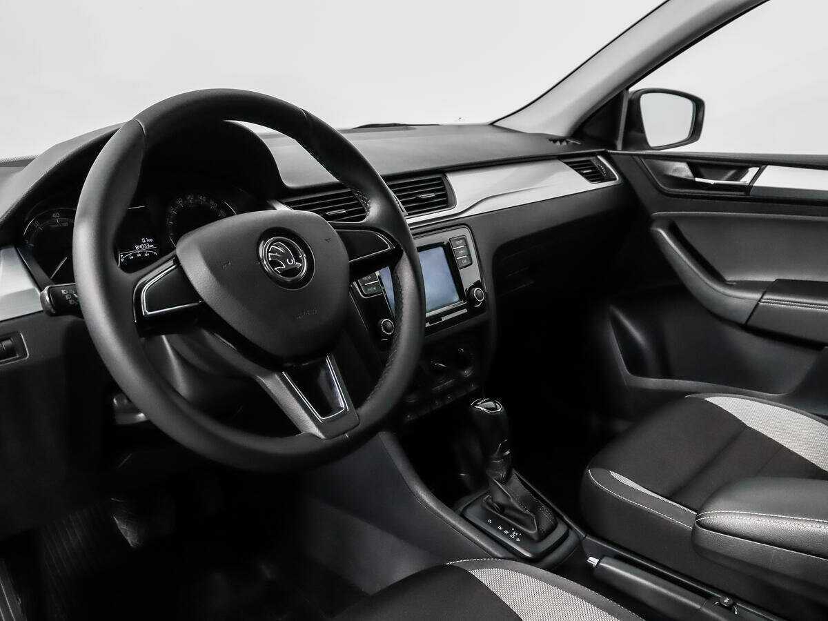 Skoda Rapid с пробегом — 2018 год. Фото: #8
