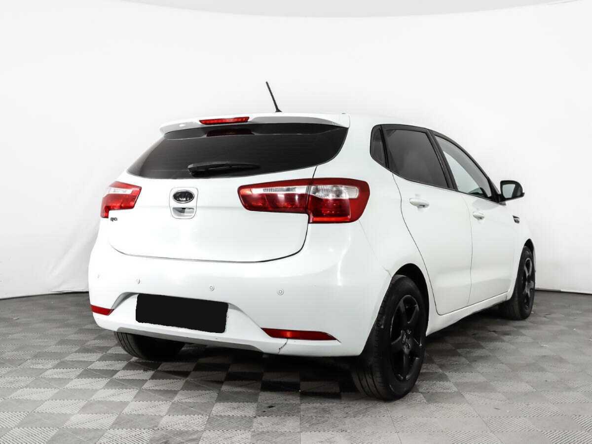 Kia Rio с пробегом — 2012 год. Фото: #4