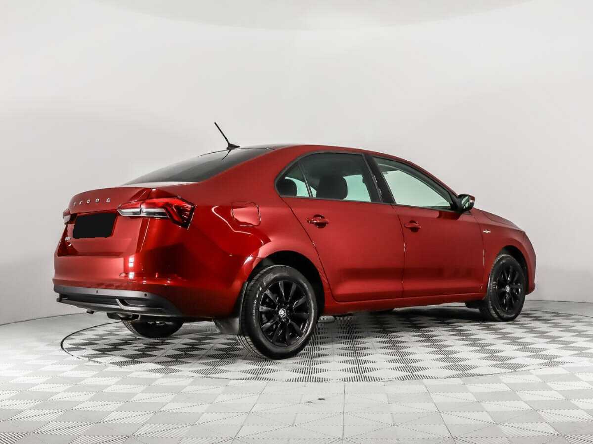 Skoda Rapid с пробегом — 2020 год. Фото: #4