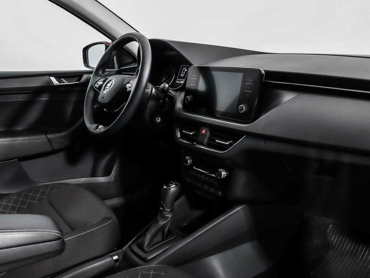 Skoda Rapid с пробегом — 2020 год. Фото: #10