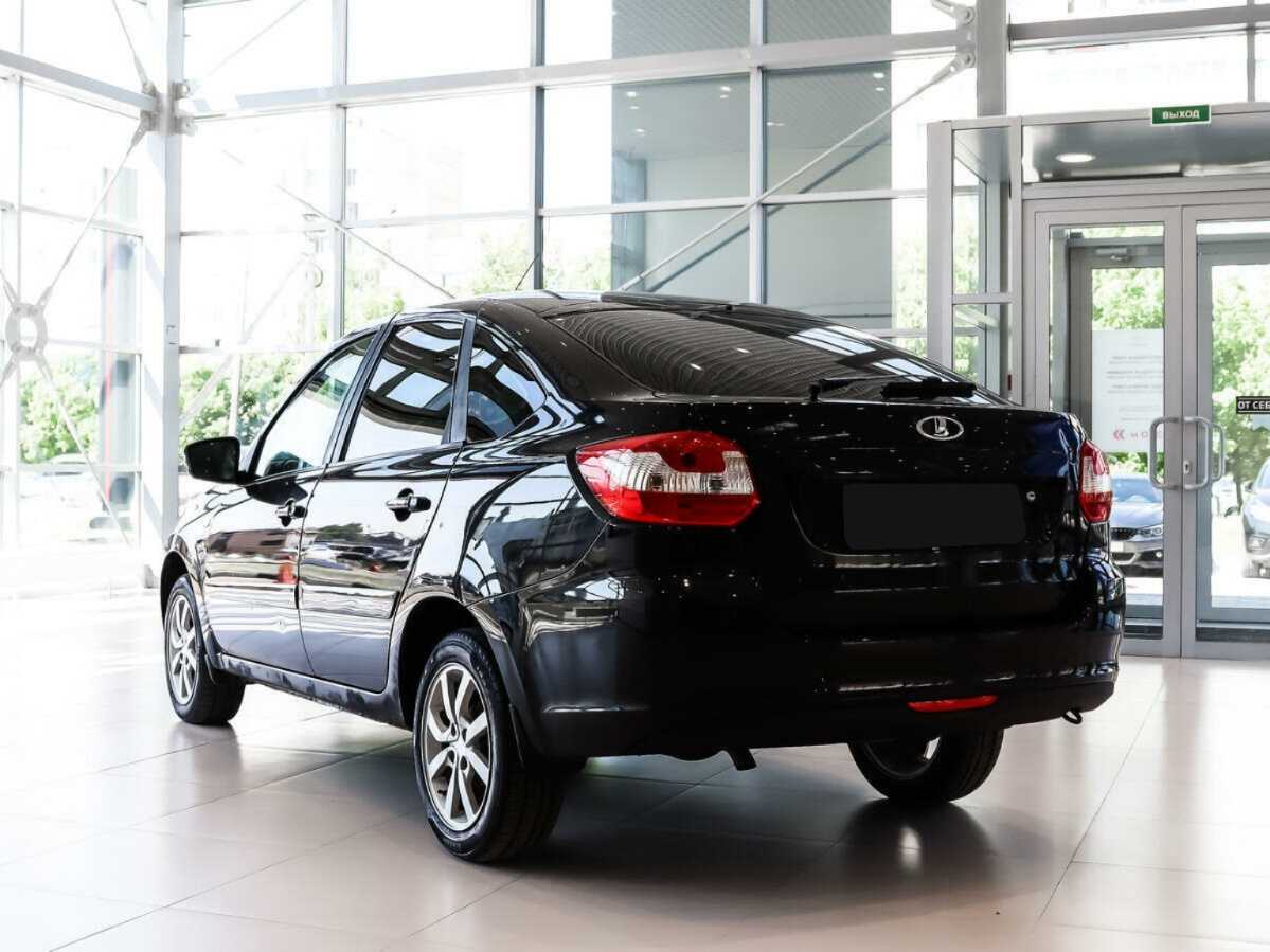 Lada (ВАЗ) Granta с пробегом — 2016 год. Фото: #4