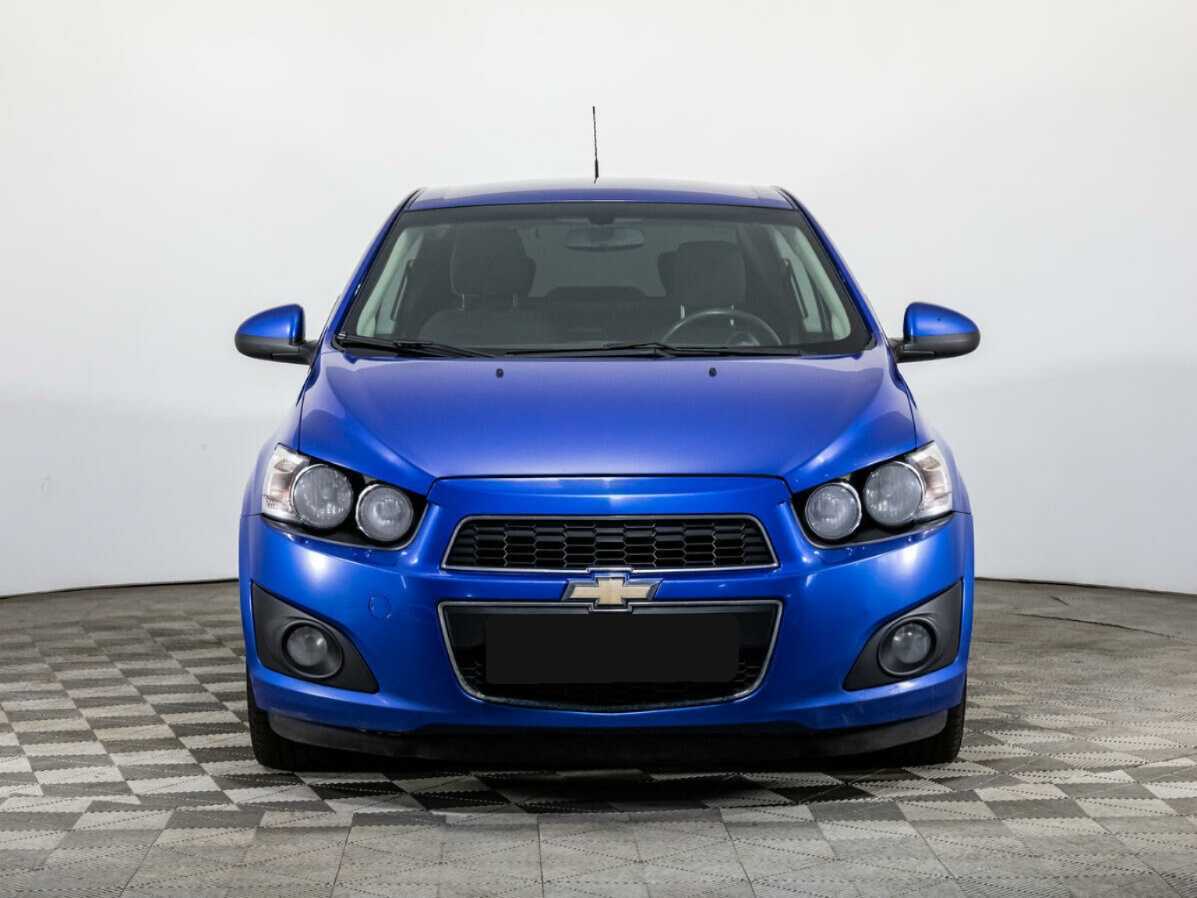 Chevrolet Aveo с пробегом — 2012 год. Фото: #1