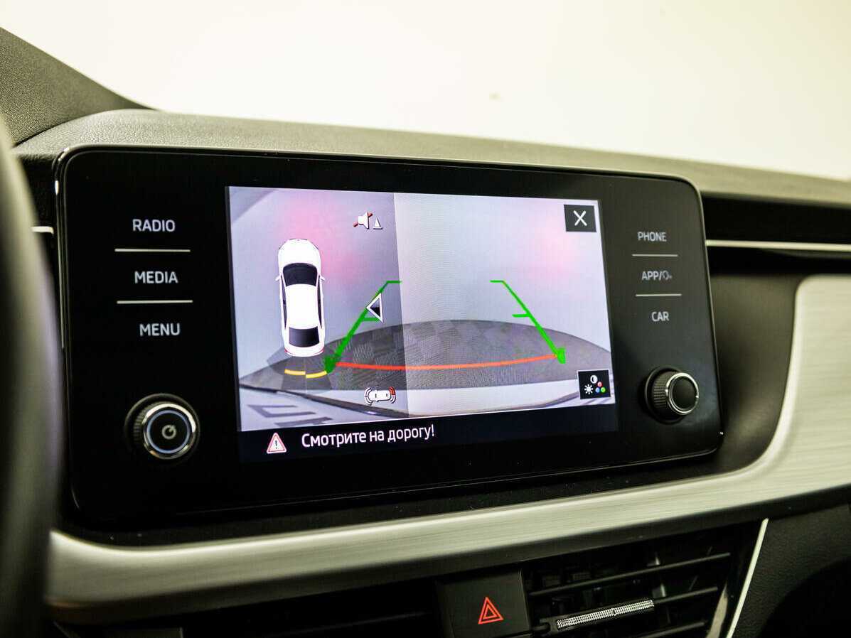 Skoda Rapid с пробегом — 2020 год. Фото: #17