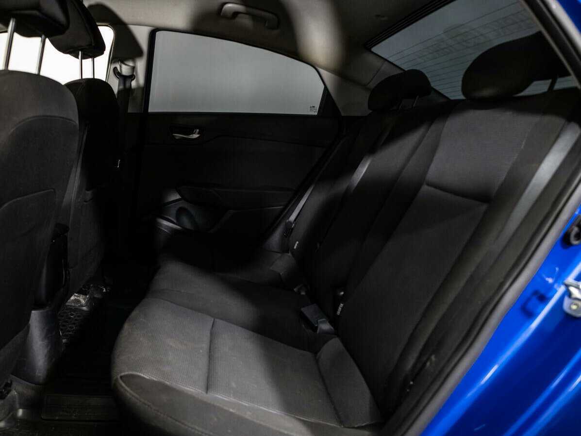 Hyundai Solaris с пробегом — 2020 год. Фото: #9