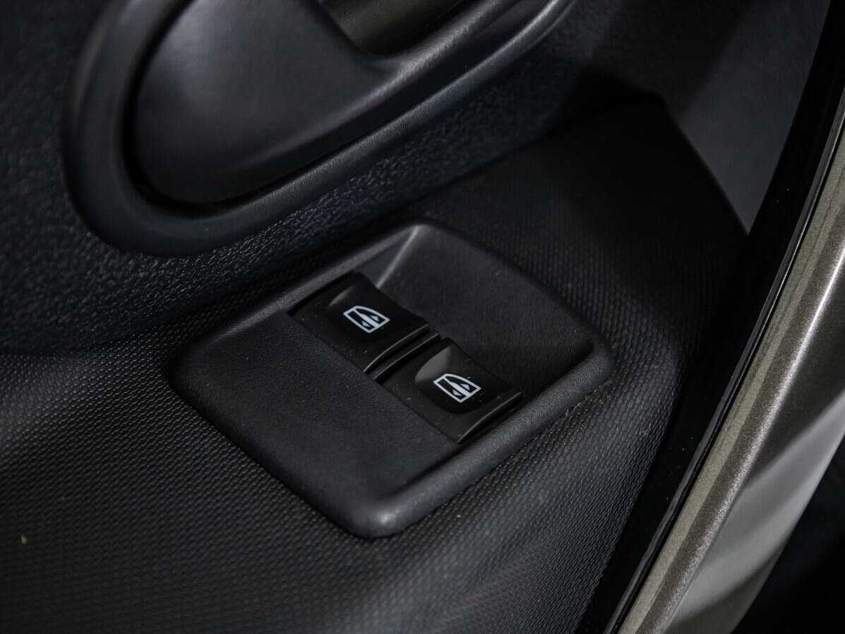 Renault Logan с пробегом — 2019 год. Фото: #13