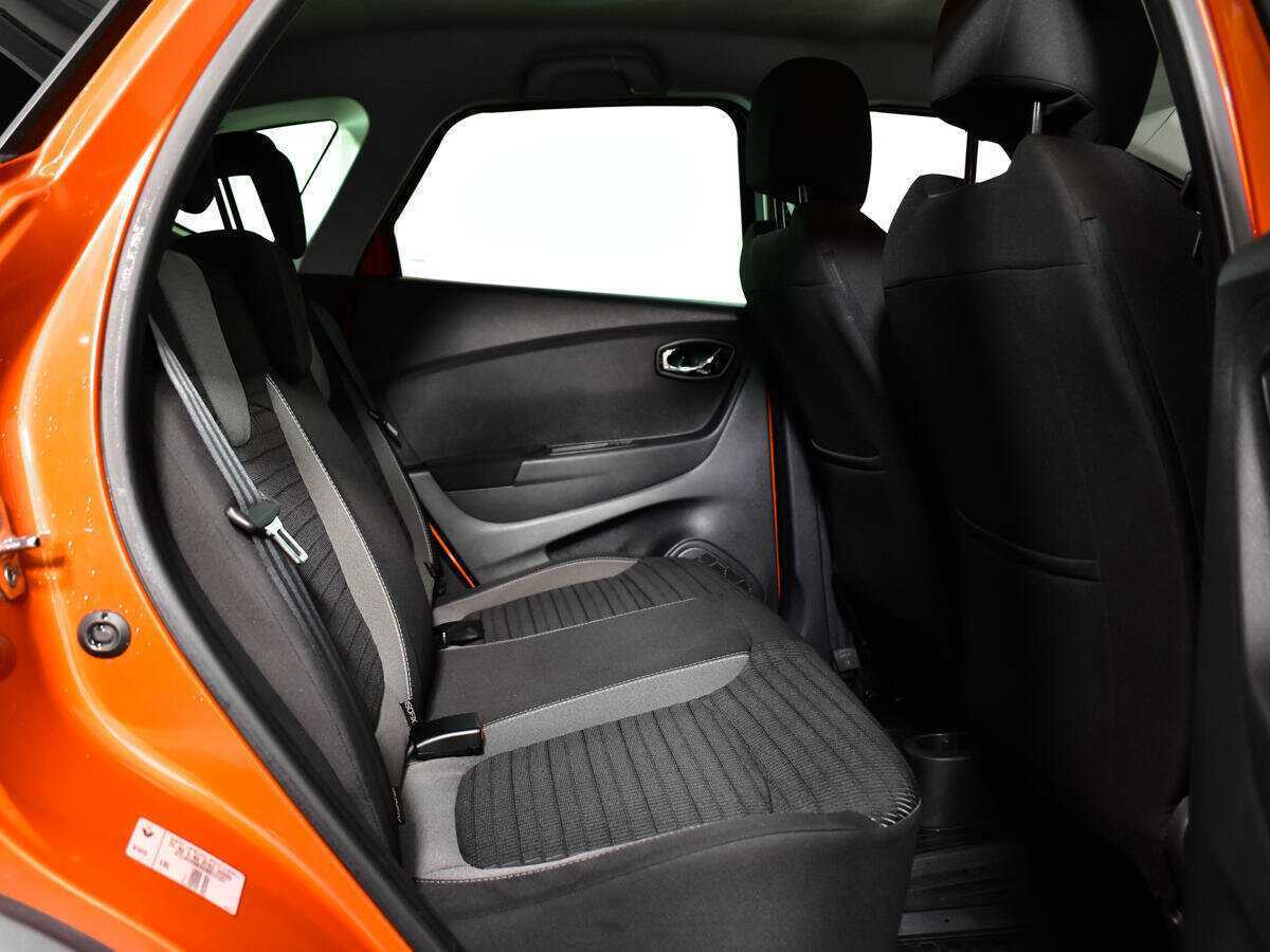Renault Kaptur с пробегом — 2017 год. Фото: #9