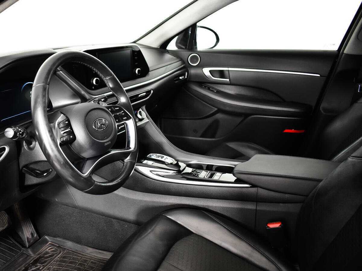 Hyundai Sonata с пробегом — 2020 год. Фото: #7