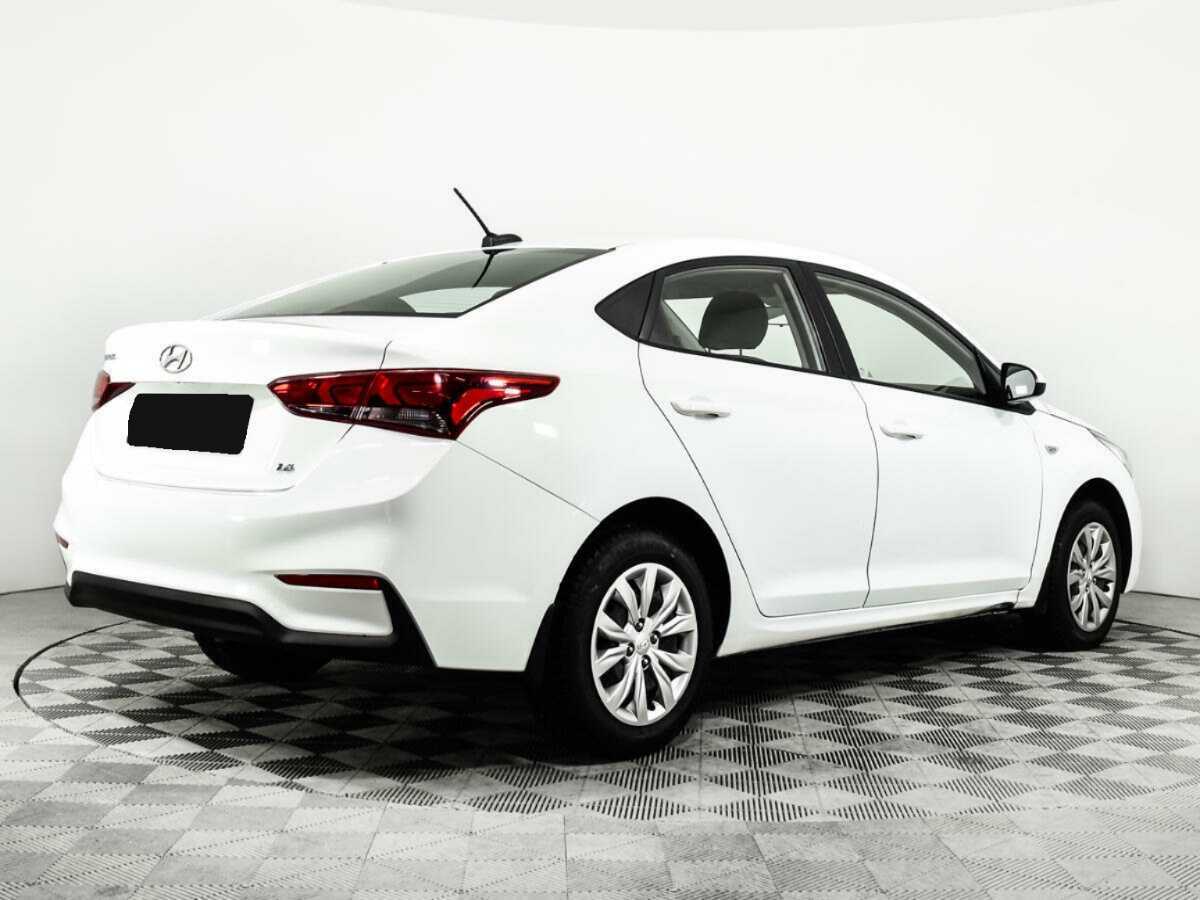 Hyundai Solaris с пробегом — 2017 год. Фото: #4