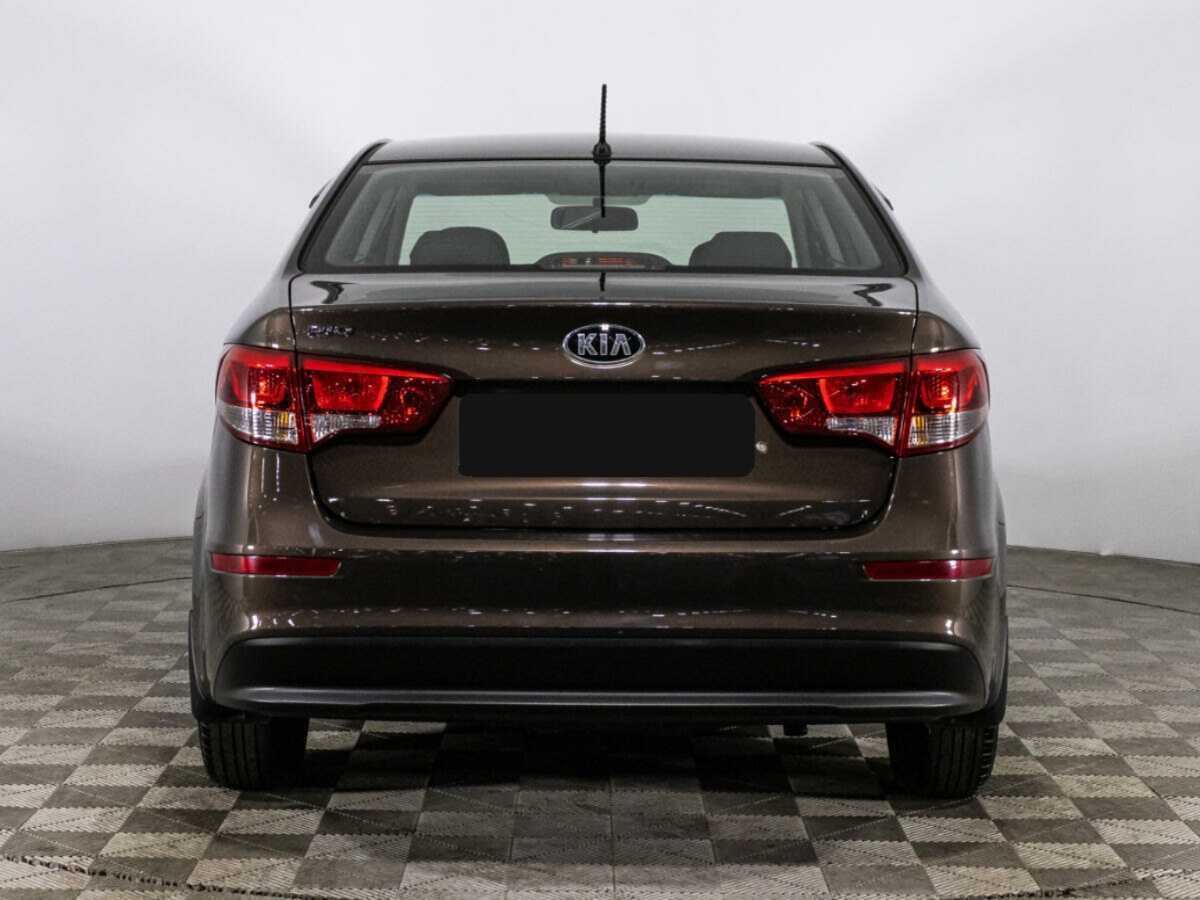 Kia Rio с пробегом — 2016 год. Фото: #5