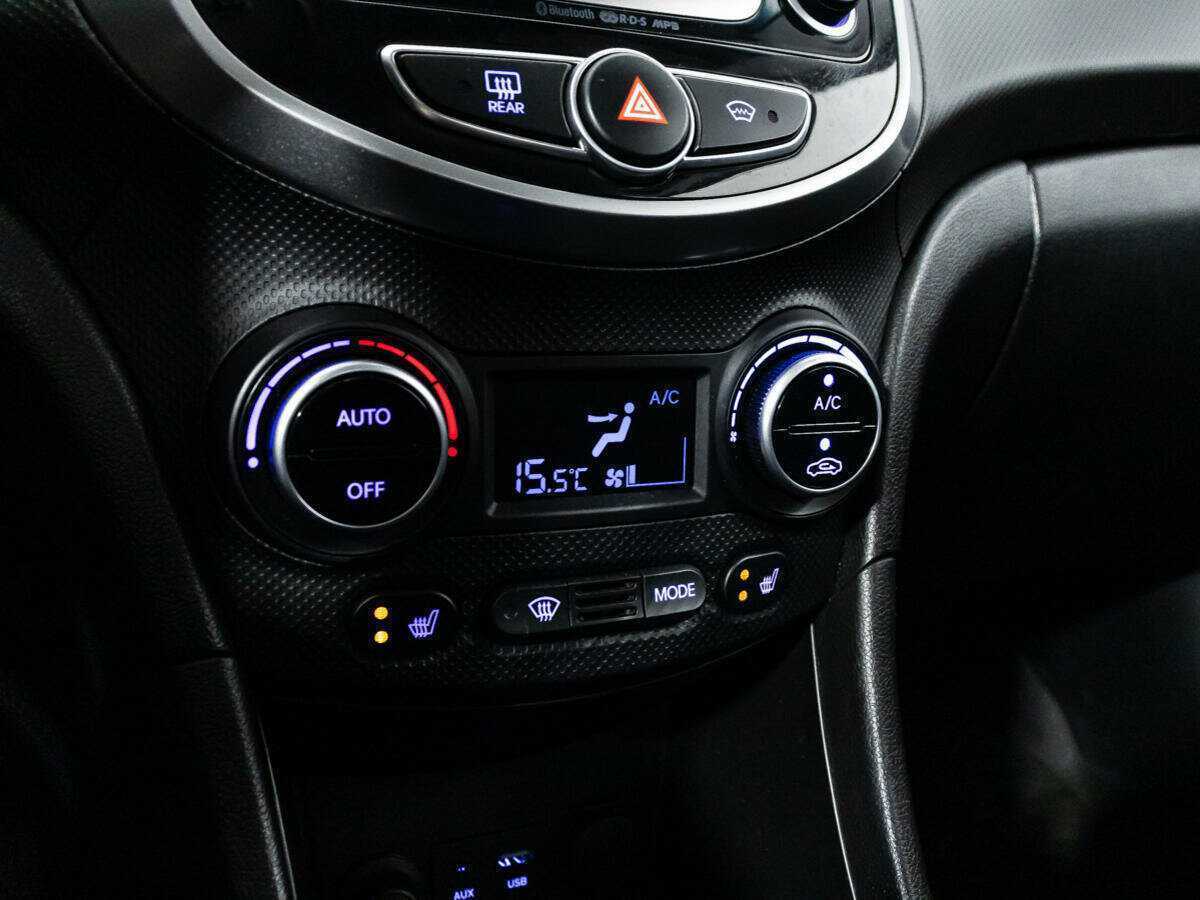 Hyundai Solaris с пробегом — 2016 год. Фото: #14