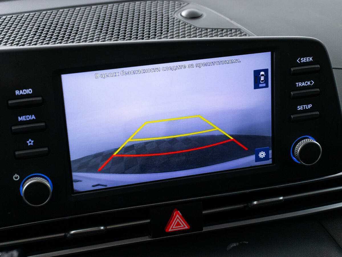 Hyundai Elantra с пробегом — 2021 год. Фото: #14