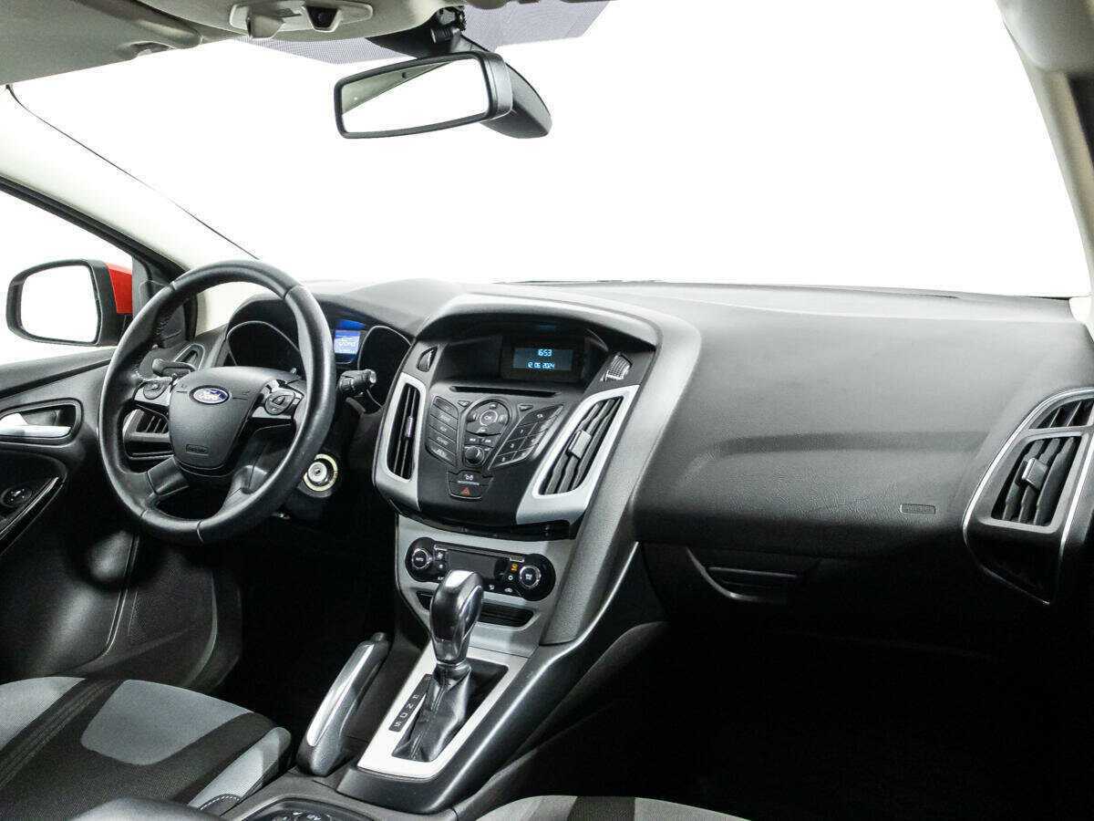 Ford Focus с пробегом — 2013 год. Фото: #8