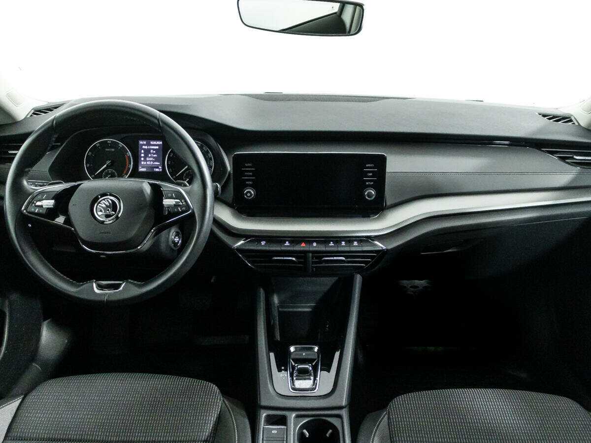 Skoda Octavia с пробегом — 2021 год. Фото: #12