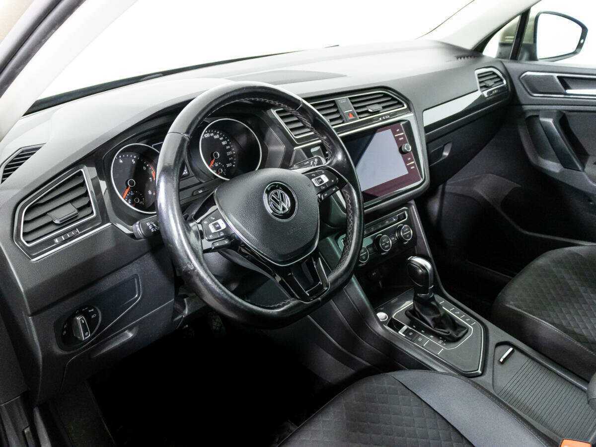 Volkswagen Tiguan с пробегом — 2017 год. Фото: #10