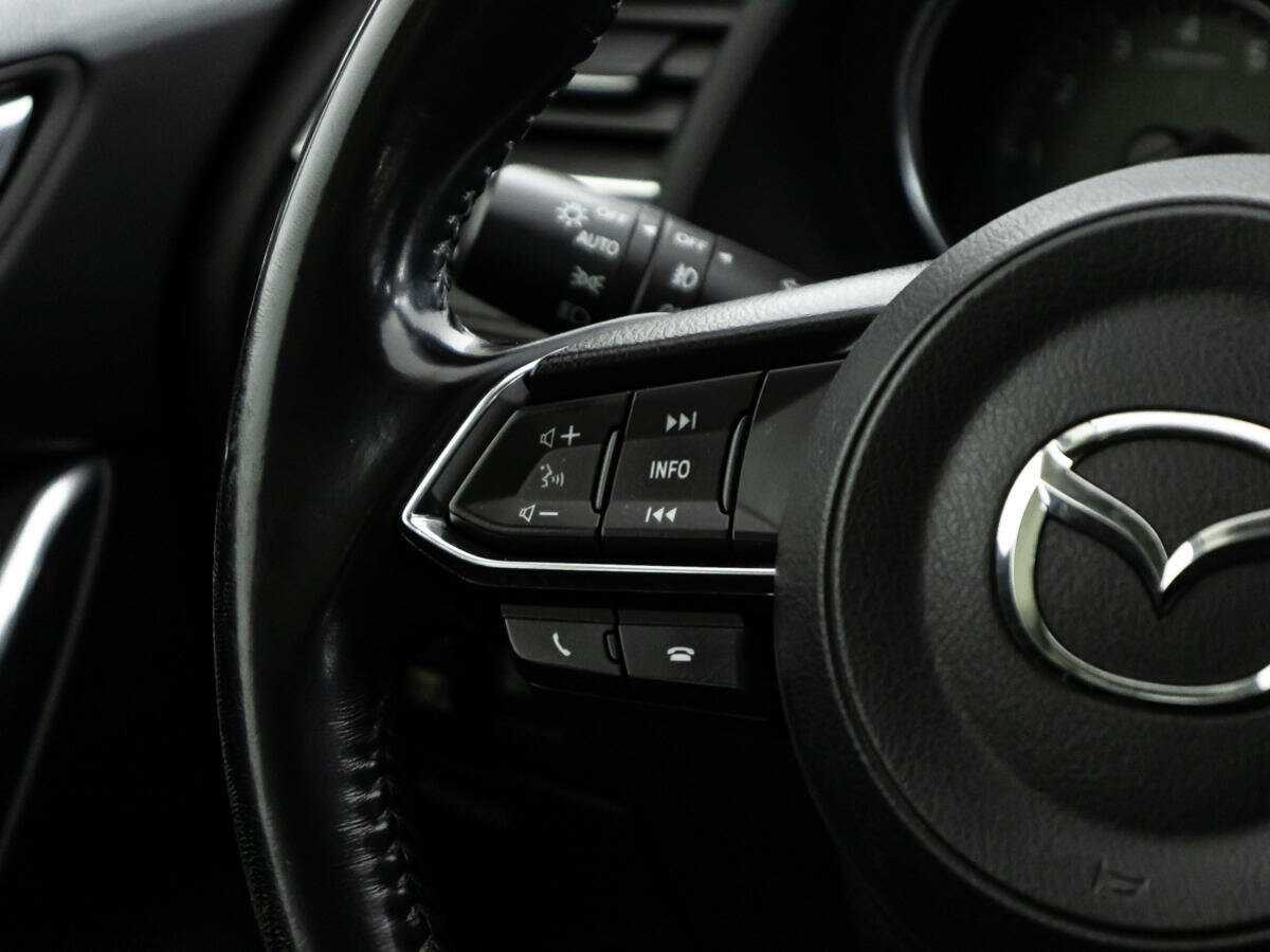 Mazda 6 с пробегом — 2017 год. Фото: #17