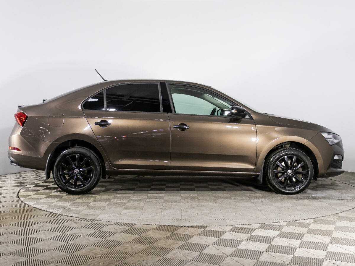 Skoda Rapid с пробегом — 2020 год. Фото: #3