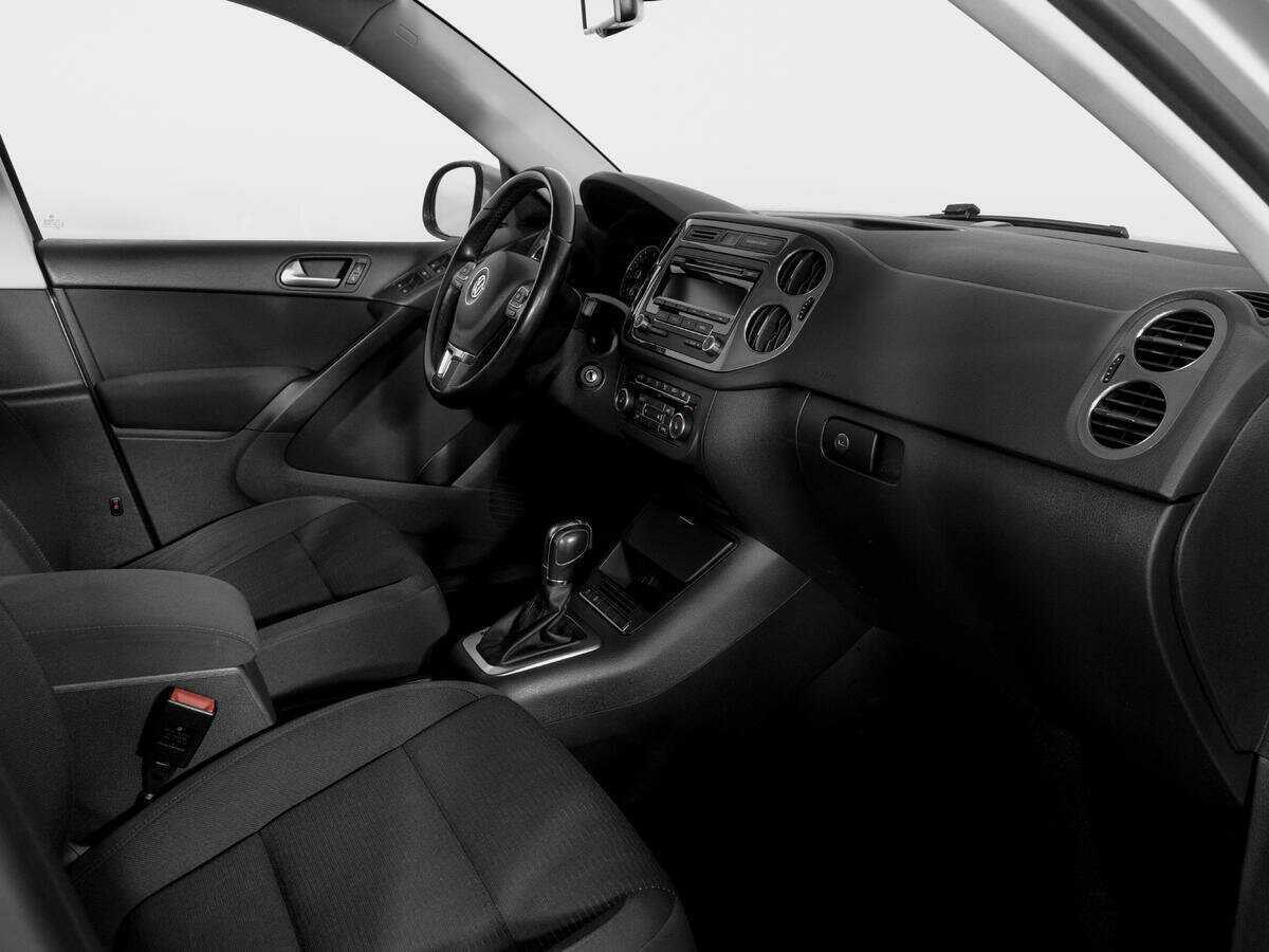 Volkswagen Tiguan с пробегом — 2014 год. Фото: #5