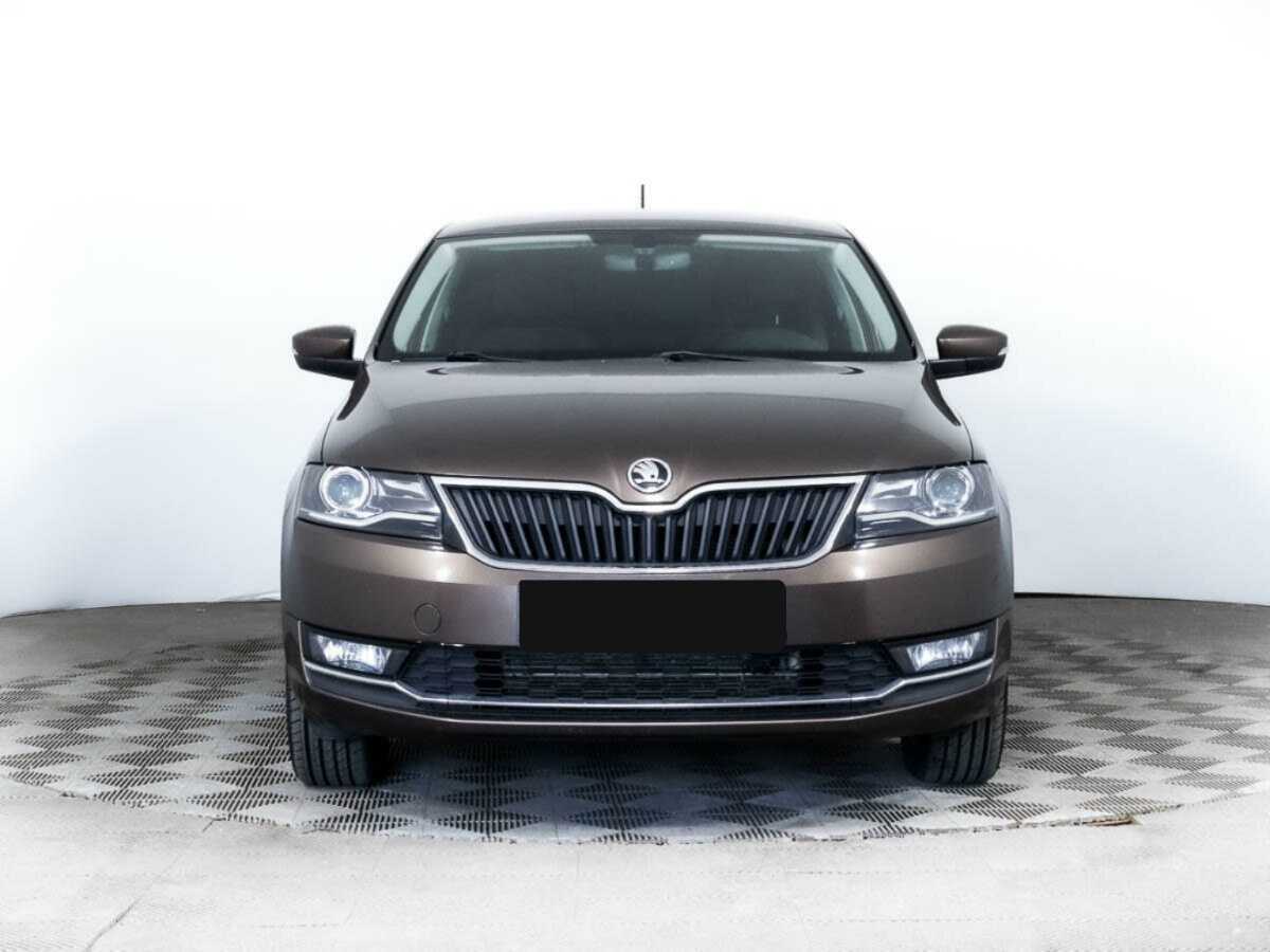 Skoda Rapid с пробегом — 2019 год. Фото: #1