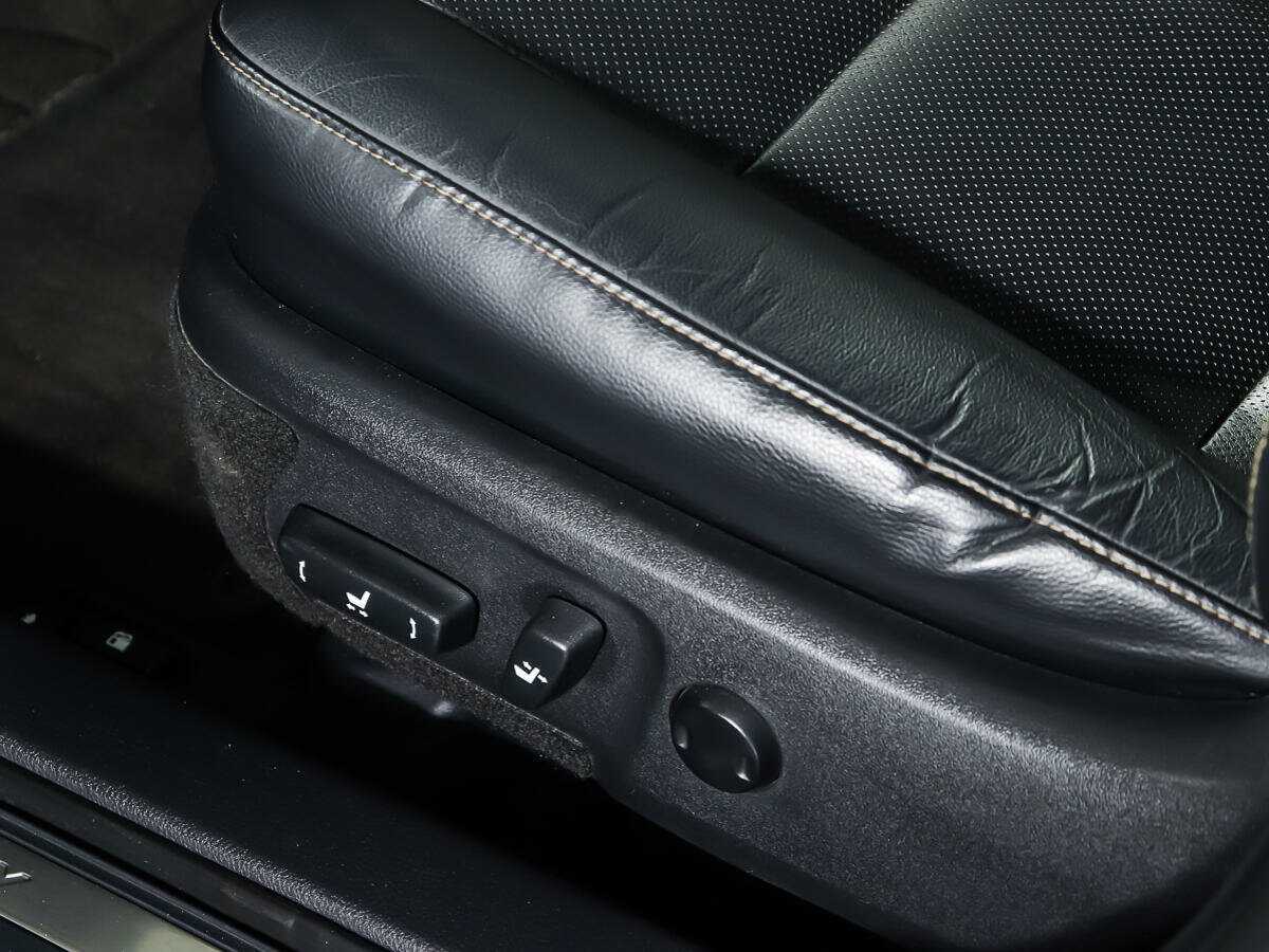 Toyota Camry с пробегом — 2017 год. Фото: #17