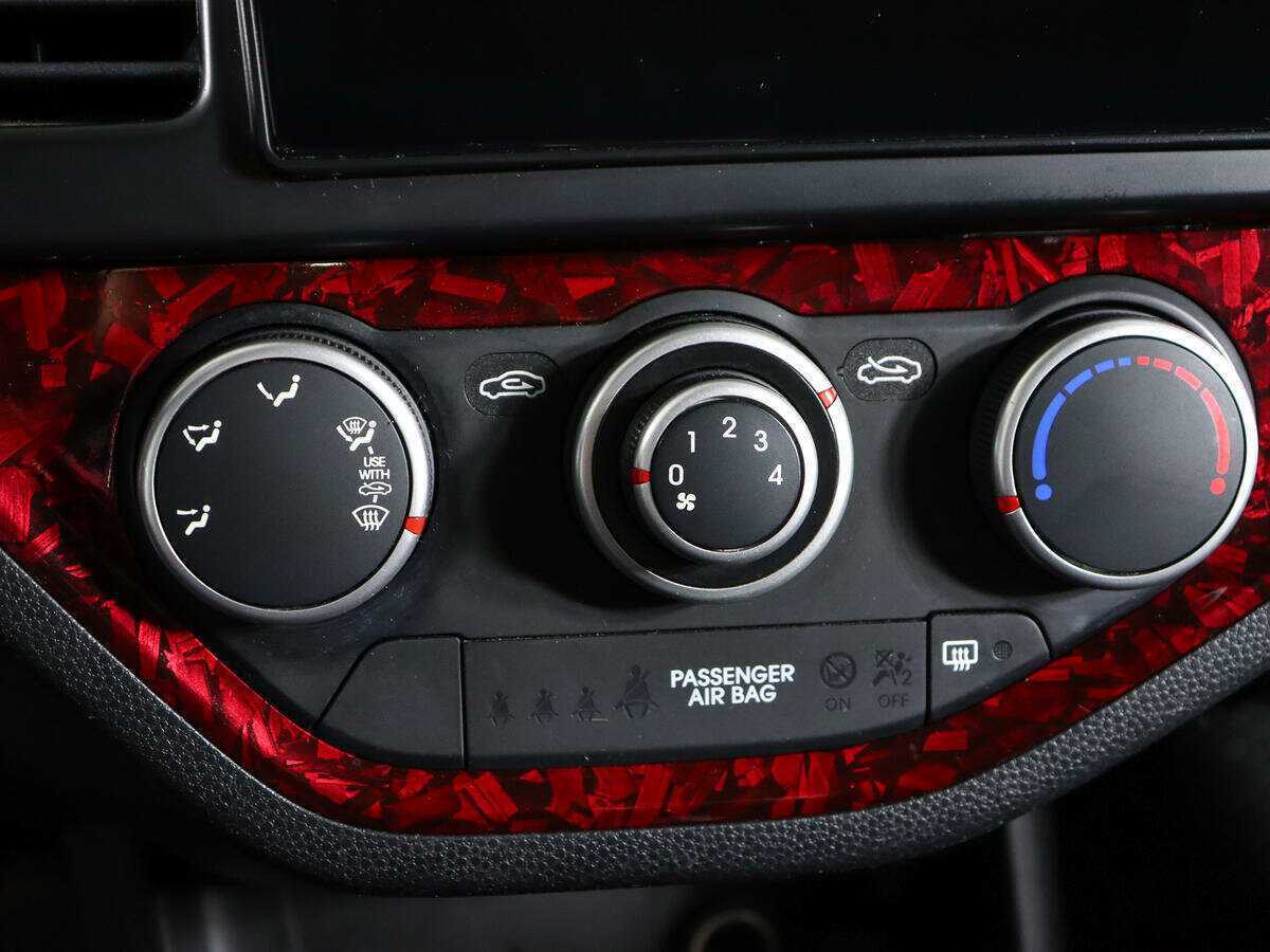 Kia Picanto с пробегом — 2014 год. Фото: #17