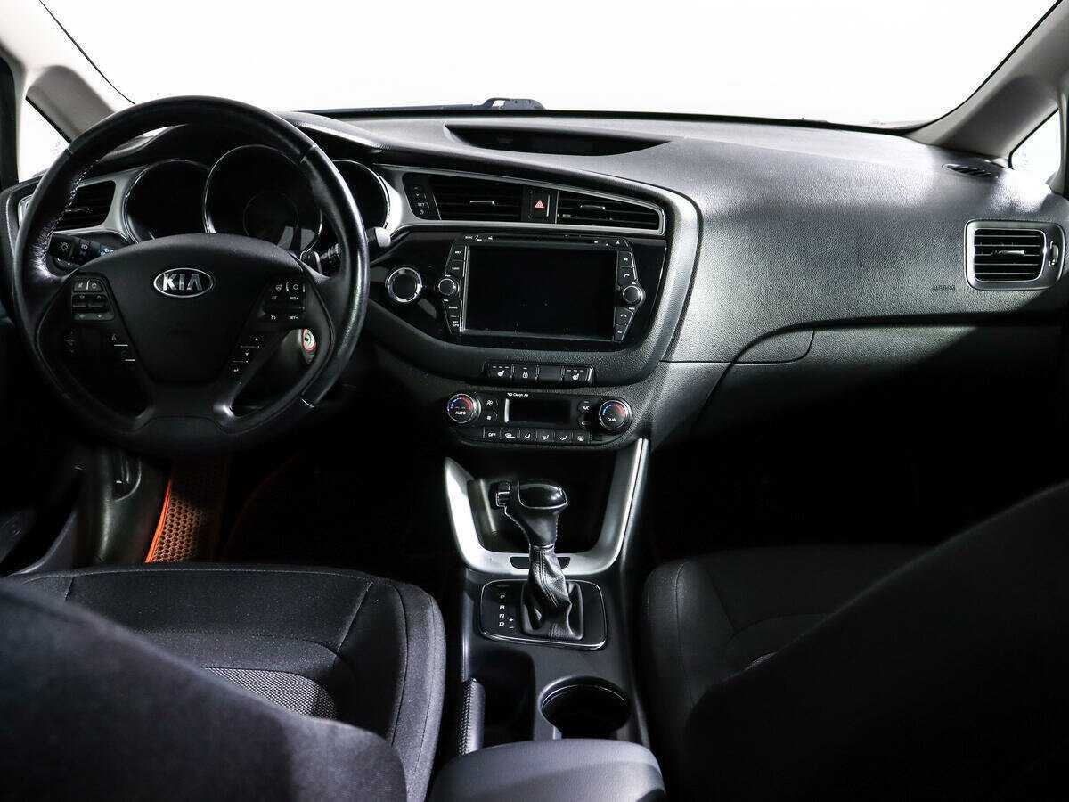 Kia Ceed с пробегом — 2016 год. Фото: #10
