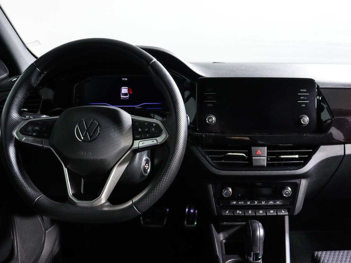 Volkswagen Polo с пробегом — 2021 год. Фото: #11