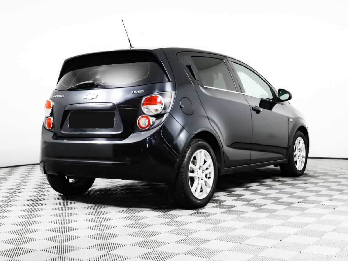 Chevrolet Aveo с пробегом — 2014 год. Фото: #4