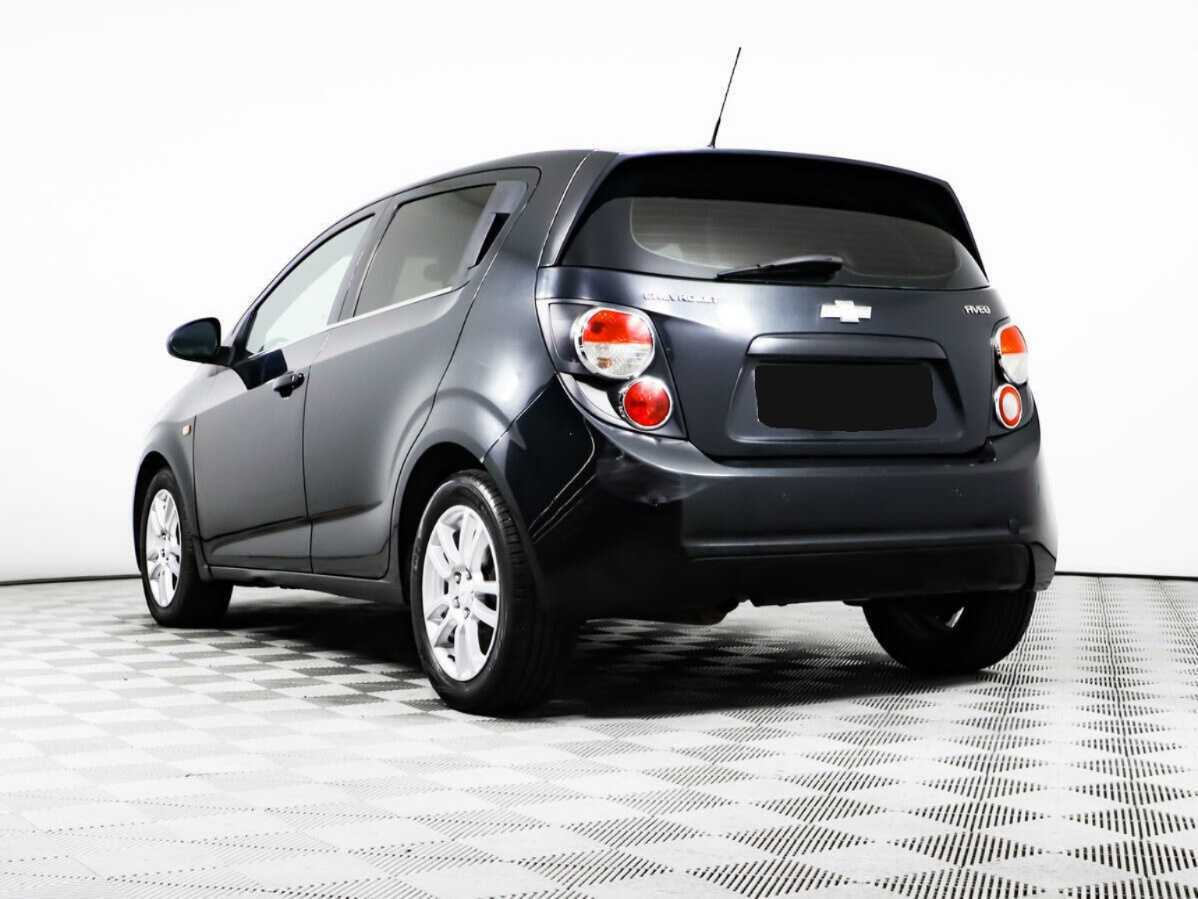 Chevrolet Aveo с пробегом — 2014 год. Фото: #7