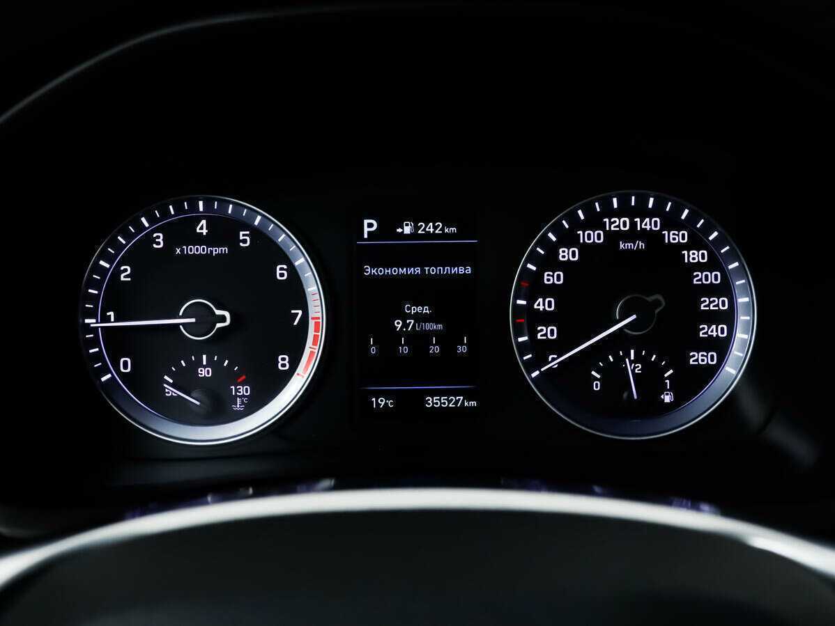 Hyundai Sonata с пробегом — 2019 год. Фото: #7