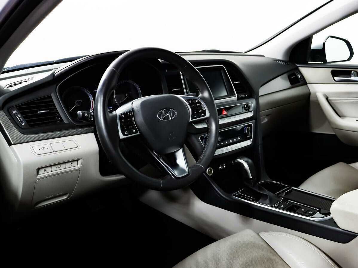 Hyundai Sonata с пробегом — 2019 год. Фото: #10